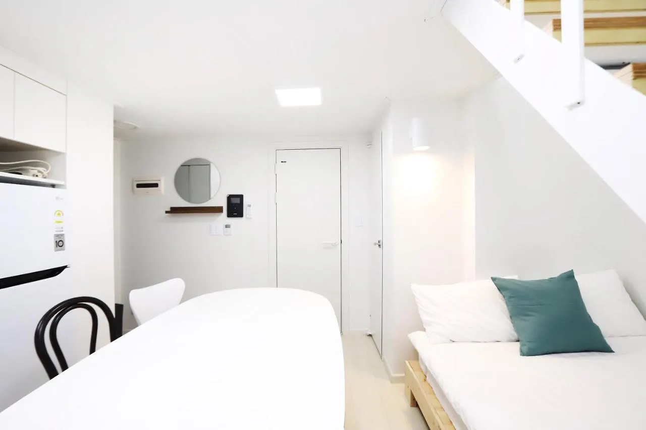 J Garden Apartment Seoul