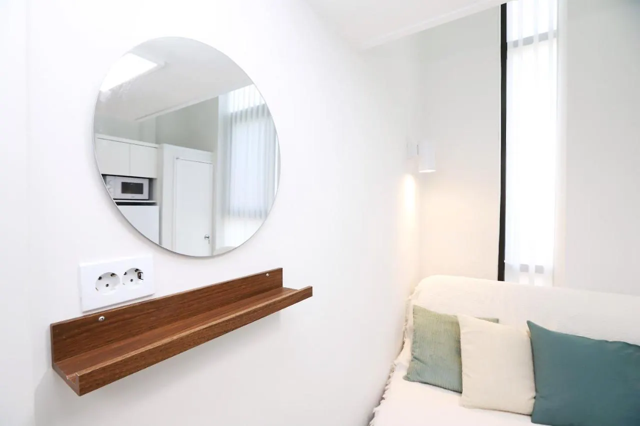 J Garden Apartment Seoul 0*,
