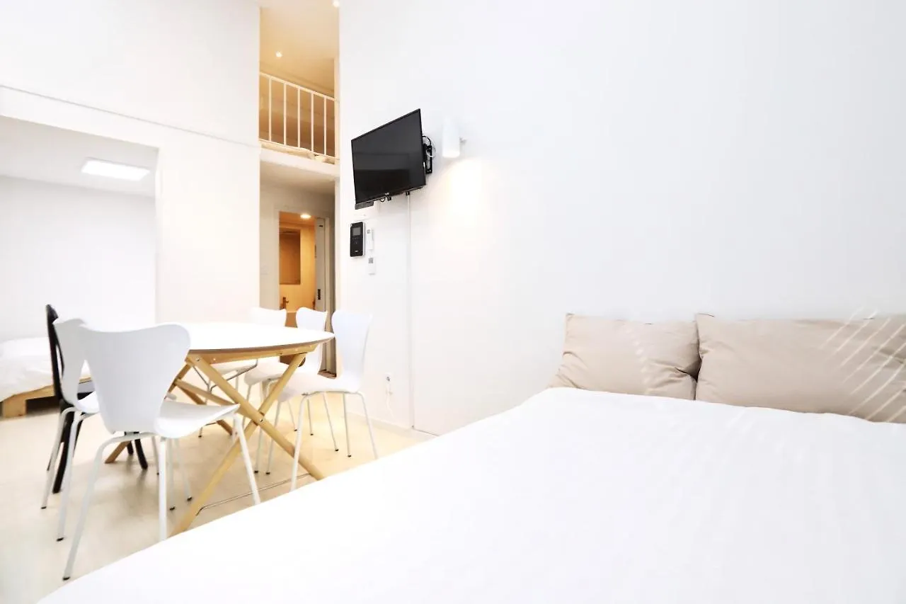 J Garden Apartment Seoul