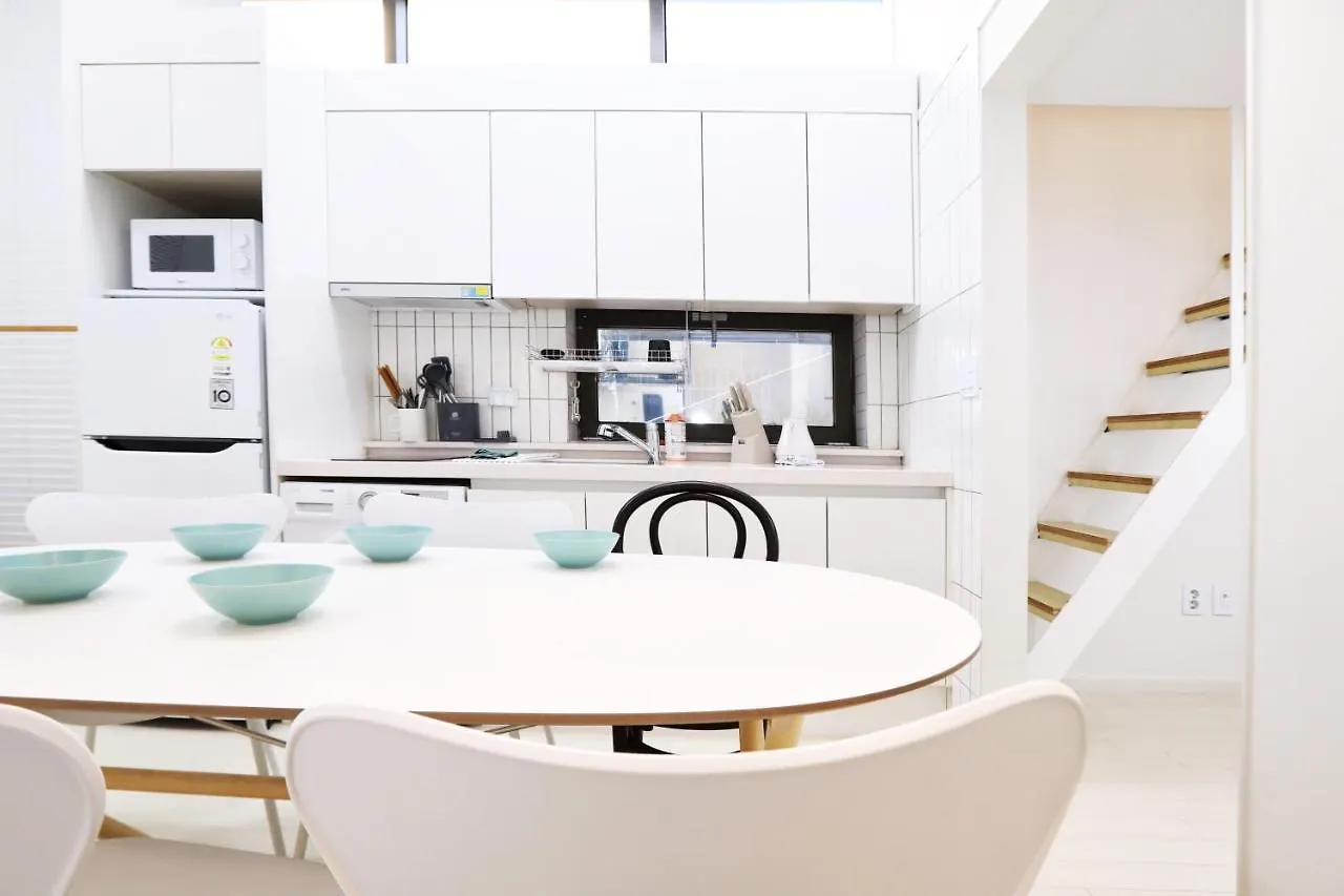 J Garden Apartment Seoul